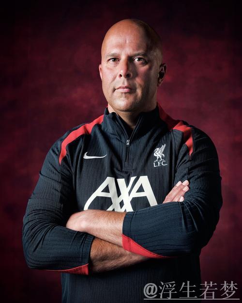 斯洛特率领利物浦上演惊艳赛季,打破外界下滑预期 斯洛特率领利物浦上演惊艳赛季,打破外界下滑预期
